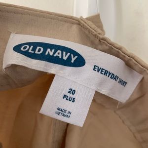 Old Navy Khaki Short